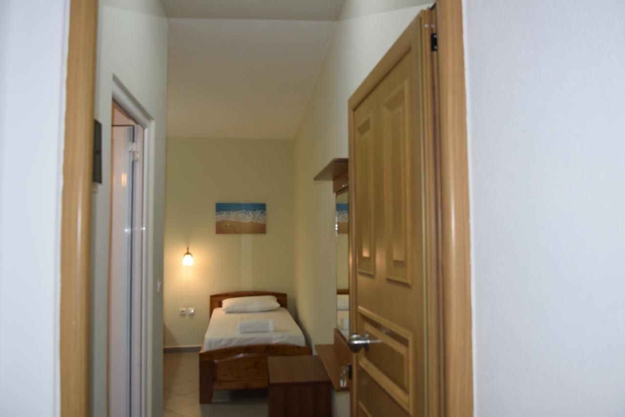 Zotos Apartment Himare Luaran gambar