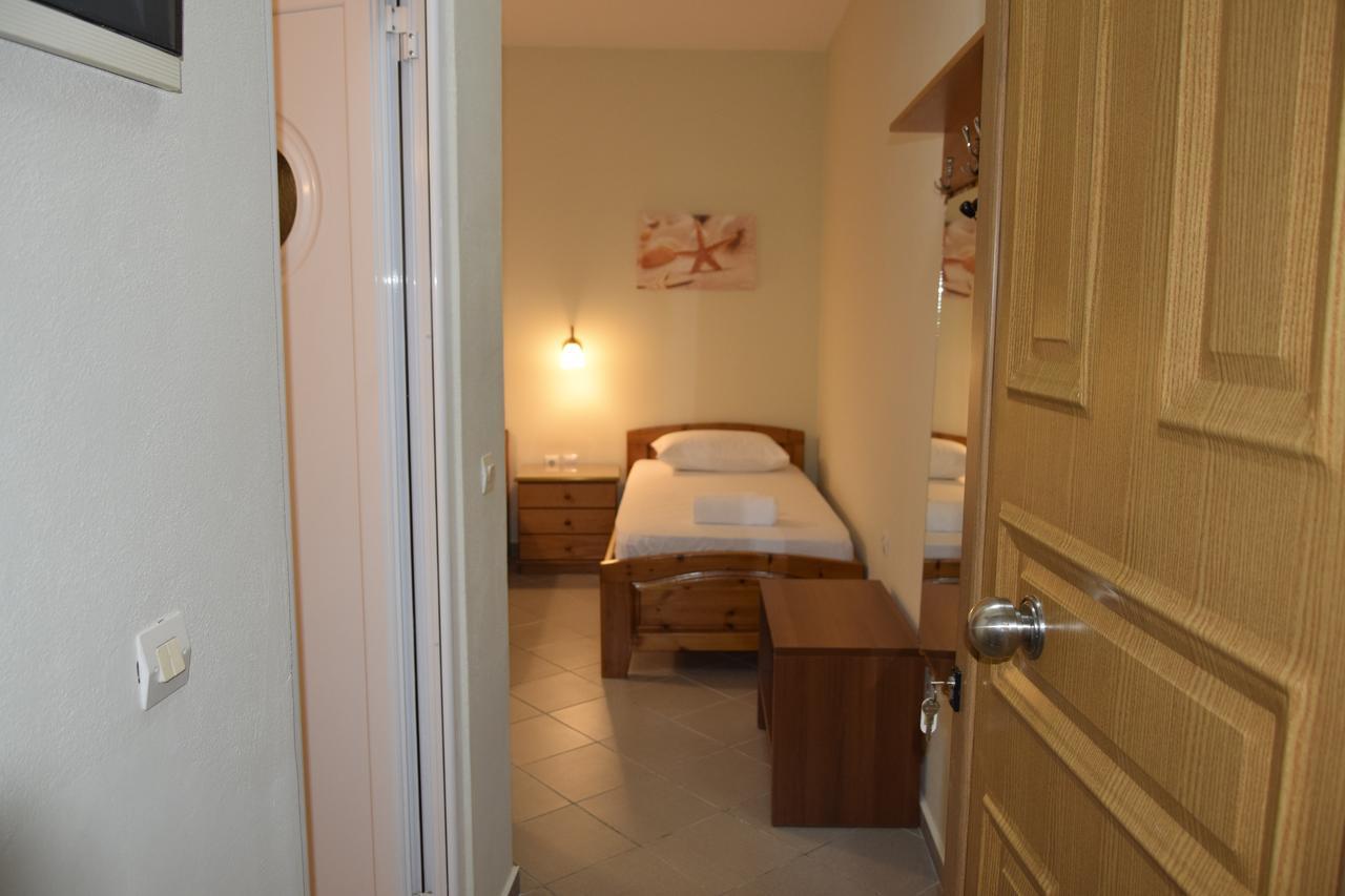 Zotos Apartment Himare Luaran gambar